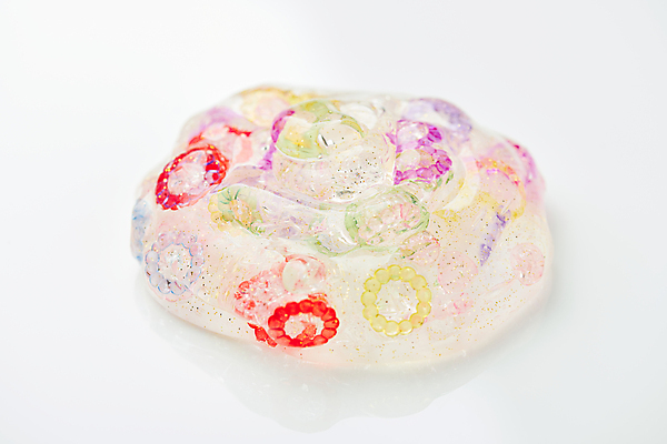 포토 JPG 스튜디오촬영 놀이 사람없음 하이앵글 장난감 흰배경 비즈 고체 슬라임 국내포토 뷰포인트 백그라운드 실내 흰색 파일형식