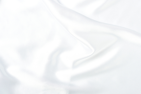 포토 JPG 스튜디오촬영 백그라운드 실내 사람없음 하이앵글 흰색 주름 실크 흰배경 질감 카피스페이스 국내포토 뷰포인트 컬러 내부 공백 직물 파일형식