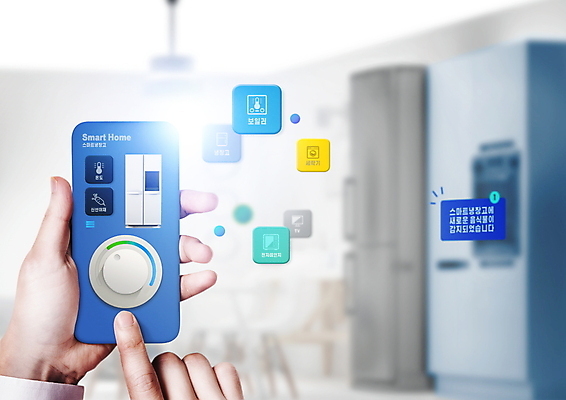 PSD 편집이미지 손 모바일 스마트라이프 들기 신체부위 스마트폰 터치 어플리케이션 리모컨 스마트 온라인 편리함 설정 원격조종 조작 스마트홈 스마트냉장고 AI_인공지능 이미지편집 라이프스타일 컨셉 모션 사람 핸드폰 스마트기기 냉장고 파일형식