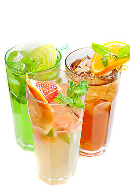 포토 JPG 해외이미지 오렌지 잔 실내 사람없음 얼음 레몬 민트 자몽 흰배경 라임 아이스티 이쑤시개장식 해외포토 자연요소 식기 음료 백그라운드 과일 내부 장식 흰색 허브 이쑤시개 파일형식 이미지허브