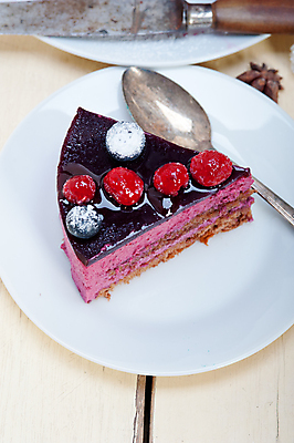 포토 JPG 해외이미지 접시 디저트 사람없음 케이크 숟가락 달콤 블루베리 산딸기 해외포토 식기 음식 과일 수저 맛 파일형식 이미지허브