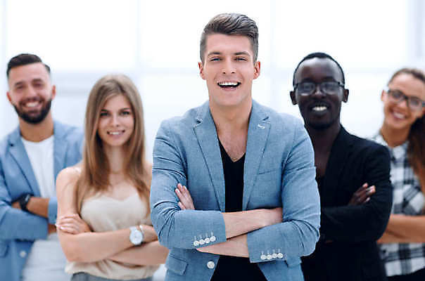 포토 JPG 해외이미지 직업 여자 남자 행복 비즈니스 사업가 성공 협력 함께함 서기 미소 사람 여러명 사무실 우주 업무 비즈니스맨 자신감 그룹 동료 직원 리더 다민족 다국적 해외포토 감정 다수 컨셉 관계 모션 표정 작업 직장인 파일형식 이미지허브