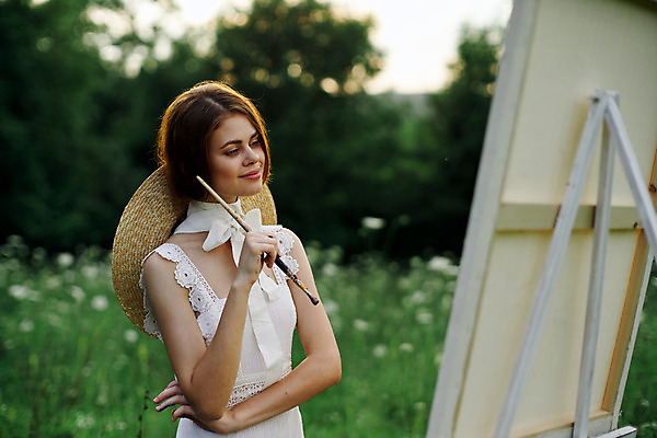 포토 JPG 해외이미지 여자 예술 자연 한명 들기 상반신 성인 야외 붓 그리기 이젤 그림 밀짚모자 캔버스 성인여자한명만 해외포토 모자_잡화 1 모션 사람 미술도구 생태계 여자한명만 성인여자만 파일형식 이미지허브