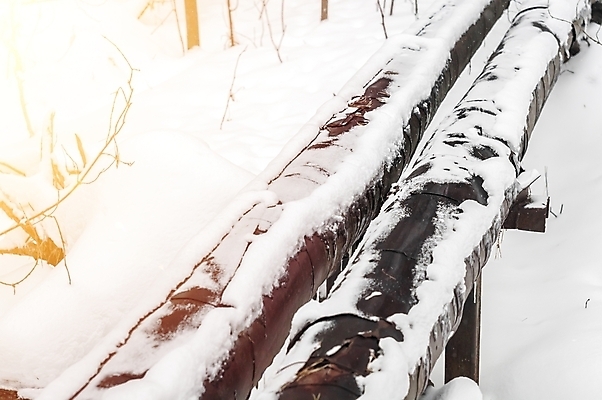 포토 JPG 해외이미지 산업 선 이동 겨울 통신 사람없음 야외 물 금속 장비 에너지 도시 뜨거움 개울 소프트포커스 수증기 큼 메인 전염 시스템 난방 수도교 옛날 철강 파이프라인 공급 해외포토 자연요소 계절 컨셉 재질 촬영기법 강 다리_건축물 질병 크기 파이프_관 감염 파일형식 이미지허브