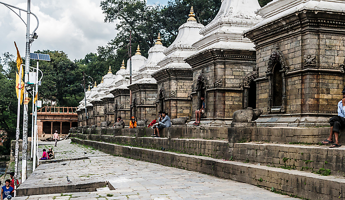포토 JPG 해외이미지 나무 전통 공원 아시아 종교 문화 벽 여행 건축양식 동양인 사람없음 건물 여름 울타리 믿음 바위 흰색 원숭이 사찰 의식 역사 폐허 박물관 네팔 방문 일반 복잡 옛날 이국적 인기 카트만두 힌두교 해외포토 식물 건축물 계절 공공시설 건축 감정 나라 컬러 컨셉 포유류 종교건축 인종 담장 돌_바위 파일형식 이미지허브
