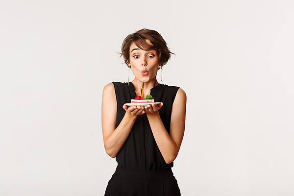 포토 JPG 해외이미지 직업 라이프스타일 드레스 옷 여자 행복 얼굴 백그라운드 사업가 성공 한명 미소 웃음 사람 성인 뷰티 파티 유행 놀람 흰색 축하 표현 비즈니스우먼 생일 우아함 흥분 부드러움 몽환 스타일 해외포토 1 기념일 감정 컬러 컨셉 비즈니스 표정 이벤트 생활 신체부위 직장인 감각 파일형식 이미지허브