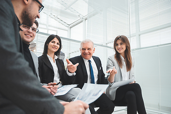 포토 JPG 해외이미지 직업 남자 비즈니스 사업가 통신 성공 협력 노동자 악수 직장 함께함 실내 관리 사람 여러명 사무실 거래 축하 인사 업무 비즈니스맨 비즈니스우먼 그룹 토론 동료 떨림 경영 동의 지원 콜라보레이션 해외포토 여자 다수 컨셉 회사 관계 모션 손짓 내부 예절 작업 직장인 파일형식 이미지허브