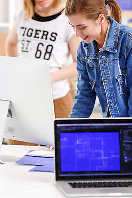 포토 JPG 해외이미지 직업 학생 디자인 여자 인터넷 비즈니스 통신 탁자 직장 자 한명 그래픽 스터디 컴퓨터 사무실 알약 디지털 기구 업무 그리기 엔지니어 계획 연결 건축가 디자이너 스케치 책상 측정 각도 테이프 청사진 경영 계약자 프로젝트 해외포토 1 가구 컨셉 회사 모션 문구용품 미술 사람 전자제품 학습 약 작업 기술자 계약 파일형식 이미지허브