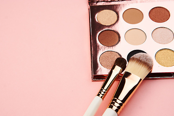 포토 JPG 해외이미지 사람없음 뷰티 화장품 오브젝트 아이섀도 메이크업브러쉬 해외포토 붓 파일형식 이미지허브