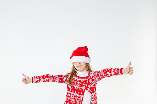 포토 JPG 해외이미지 백인 모자 라이프스타일 행복 어린이 크리스마스 겨울 휴가 사슴 새로움 새해 기념 선물 한명 미소 빨간색 쇼핑 산타클로스 유행 세일 기쁨 꿈 댄서 흰색 축하 춤 분위기 목표 스웨터 흥분 긍정 해피뉴이어 고립 해외포토 서양인 직업 1 잡화 계절 기념일 감정 컬러 컨셉 상의 포유류 문화예술 표정 사람 생활 새해인사 파일형식 이미지허브