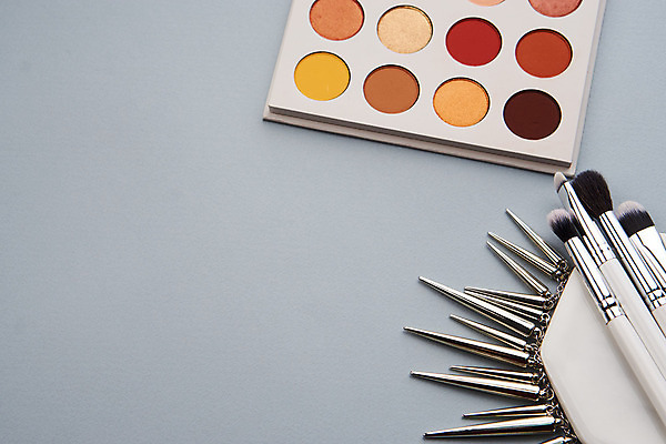 포토 JPG 해외이미지 사람없음 세트 화장품 오브젝트 아이섀도 메이크업브러쉬 섀도우팔레트 해외포토 뷰티 붓 파일형식 이미지허브