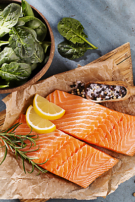 포토 JPG 해외이미지 도마 요리 사람없음 신선 레몬 해산물 연어 시금치 석판 해외포토 채소 과일 주방용품 어류 파일형식 이미지허브