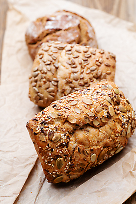 포토 JPG 해외이미지 음식 빵 백그라운드 건강 씨앗 사람없음 빵집 신선 아침식사 낟알 시리얼 밀 슬라이스 밀가루 덩어리 바이오 호밀 브레첼 귀리 해외포토 식물 디저트 곡류 상점 식사 가루 파일형식 이미지허브