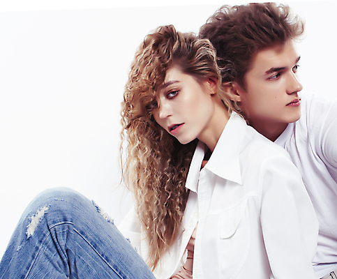 포토 JPG 해외이미지 학생 커플 여자 남자 행복 감정 학교 가족 관계 키스 함께함 발렌타인데이 사랑 미소 사람 소년 성인 두명 10대 우정 기쁨 시원함 고립 진짜 힙스터 해외포토 교육 패션 어린이 컨셉 데이이벤트 청소년 표정 친구 애정표현 파일형식 이미지허브