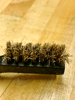 포토 JPG 해외이미지 손 산업 백그라운드 가정 손잡이 사람없음 목재 노란색 금속 검은색 장비 기구 공구 붓 업무 원형 거친 그릴 플라스틱 철 오브젝트 싱글 질감 철사 광택 고립 놋쇠 찰과상 해외포토 도형 나무 컬러 재료 재질 주방용품 신체부위 도구 작업 상처 파일형식 이미지허브