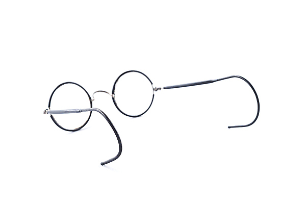 포토 JPG 해외이미지 응시 안경 사람없음 스터디 독서 유행 수확 원형 뉴스 확대 흰배경 시력 언론 카메라렌즈 스타일 해외포토 도형 시선 잡화 백그라운드 농업 학습 카메라 흰색 파일형식 이미지허브