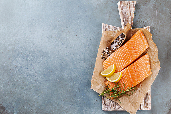 포토 JPG 해외이미지 도마 요리 사람없음 신선 레몬 해산물 연어 시금치 석판 해외포토 채소 과일 주방용품 어류 파일형식 이미지허브