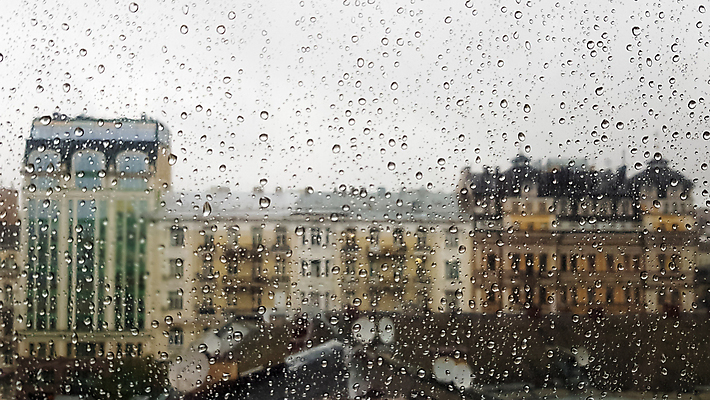 포토 JPG 해외이미지 주간 하늘 사람없음 야외 건물 물방울 비 빗방울 흐림 해외포토 자연요소 건축물 날씨 비_날씨 파일형식 이미지허브