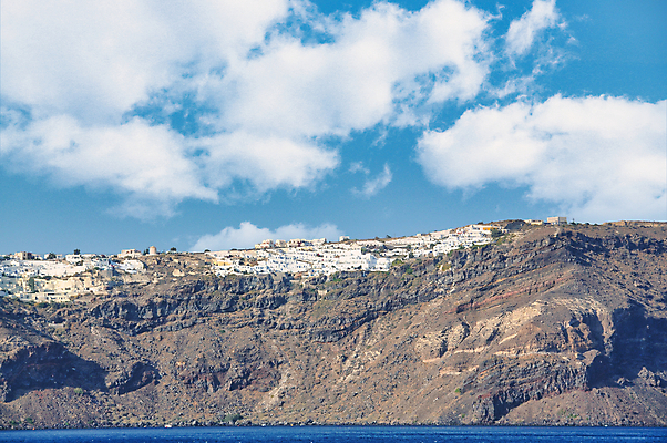 포토 JPG 해외이미지 모래 파도 바다 섬 여행 백그라운드 자연 하늘 휴가 휴식 사람없음 물 파란색 햇빛 태양 여행객 맑음 수영 그리스 산토리니 이국적 수평선 해외포토 자연요소 유럽 컬러 컨셉 날씨 사람 수상스포츠 생태계 파일형식 이미지허브