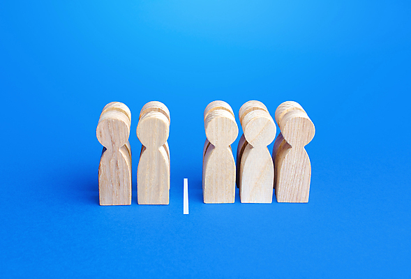 포토 JPG 해외이미지 선 실내 사람없음 말_게임 그룹 파란배경 단절 격리 해외포토 백그라운드 컨셉 내부 파란색 게임 파일형식 이미지허브