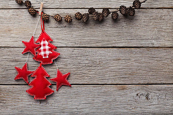 포토 JPG 해외이미지 전통 디자인 계절 별 밧줄 백그라운드 컨셉 크리스마스 겨울 휴가 새해 매달리기 선물 미술 사람없음 목재 장식 빨간색 장난감 축제 수확 시골 축하 직물 신용카드 부드러움 솔방울 빨래집게 원뿔 수공예 DIY 구성 펠트 합판 핸드메이드 카피스페이스 해외포토 자연요소 도형 나무 기념일 줄 컬러 농업 재료 모션 문화예술 집게 취미 금융 공백 감각 공예 파일형식 천_직물 이미지허브