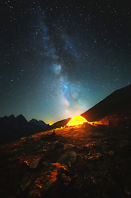 포토 JPG 해외이미지 별 밤하늘 텐트 사람없음 야외 빛 캠핑 분위기 야간 감성 몽환 해외포토 자연요소 컨셉 하늘 레저 캠핑도구 파일형식 이미지허브