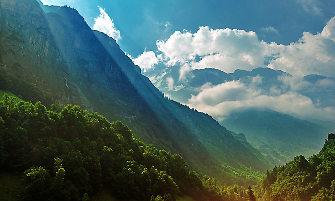 포토 JPG 해외이미지 주간 하늘 산 사람없음 야외 햇빛 계곡 맑음 스위스 산등성이 알프스 해외포토 자연요소 유럽 날씨 태양 파일형식 이미지허브