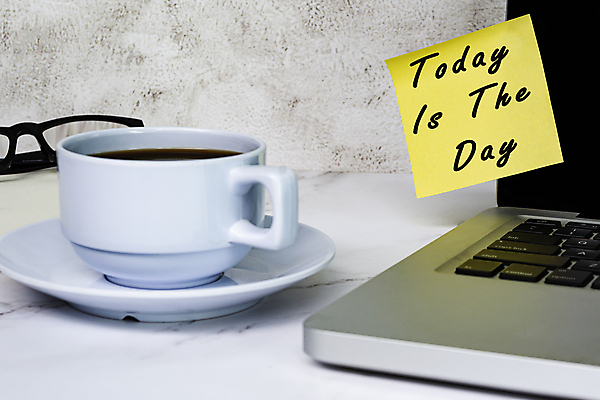 포토 JPG 해외이미지 행복 커피 문장 백그라운드 컨셉 텍스트 통신 탁자 성공 새로움 직장 타이포그라피 사람없음 일상 노트북 사무실 스크린 공책 머그컵 업무 일주일 작업실 메시지 계획 심볼 책상 명상 사인 시작 긍정 소원 어려움 업그레이드 오늘 자극 해외포토 문자 감정 음료 가구 회사 비즈니스 문구용품 라이프 컵 전자제품 작업 파일형식 이미지허브