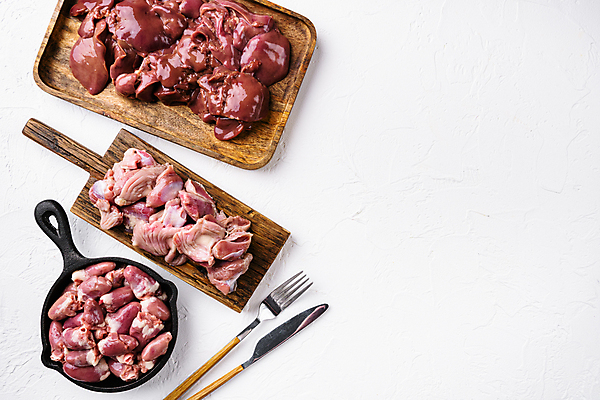 포토 JPG 해외이미지 포크 생고기 사람없음 닭고기 나이프 냄비 나무도마 나무쟁반 카피스페이스 해외포토 식기 도마 쟁반 육류 목재 공백 칼 솥 파일형식 이미지허브