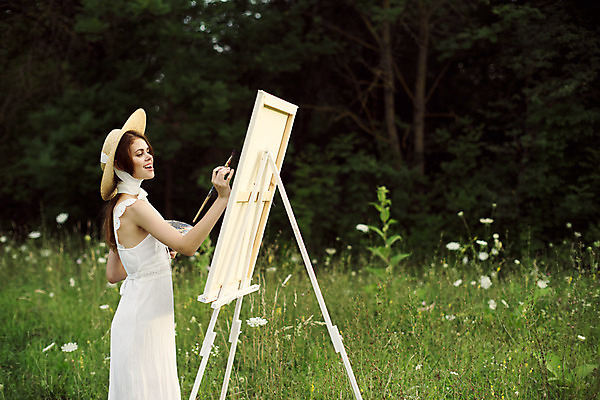 포토 JPG 해외이미지 백인 학생 라이프스타일 손 드레스 여자 행복 자연 갈색머리 창조 미술 한명 사람 앉기 성인 취미 야외 뷰티 소풍 유행 페인트 흰색 잡기 붓 업무 숲 컵케이크 이젤 그림 예술가 화가 힙스터 해외포토 서양인 직업 1 헤어스타일 옷 패션 감정 컬러 모션 문화예술 생활 신체부위 야외활동 케이크 미술도구 작업 생태계 파일형식 이미지허브