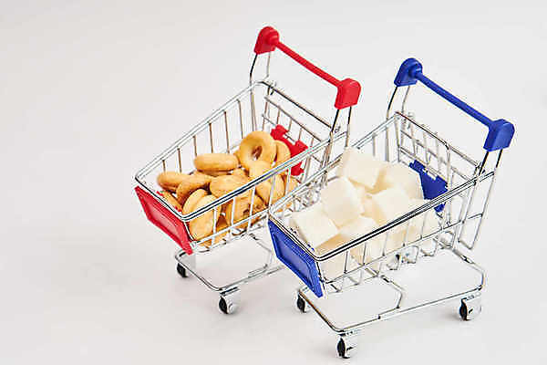 포토 JPG 해외이미지 실내 사람없음 쇼핑 쇼핑카 미니어처 오브젝트 흰배경 베이글 해외포토 빵 백그라운드 내부 모형 카트 흰색 파일형식 이미지허브