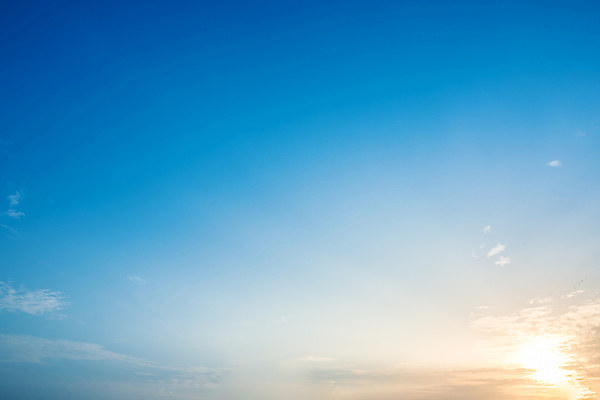 포토 JPG 해외이미지 백그라운드 자연 하늘 날씨 사람없음 파란색 빛 햇빛 뷰티 흰색 천국 솜털 해외포토 컬러 태양 생태계 파일형식 이미지허브