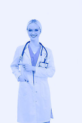 포토 JPG 해외이미지 백인 직업 1 라이프스타일 여자 얼굴 유니폼 청진기 갈색머리 실내 건강 병원 실험 서기 미소 사람 사람없음 치료 가로 컴퓨터 알약 우주 의사 코트 작업 자신감 복도 터치스크린 혼자 카피스페이스 해외포토 서양인 헤어스타일 옷 감정 의학 의료기기 모션 표정 내부 생활 신체부위 전자제품 약 공백 외투 의료진 파일형식 이미지허브