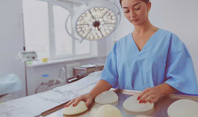 포토 JPG 해외이미지 백인 직업 손 여자 남자 행복 백그라운드 청진기 엑스레이 실내 건강 병원 대화 설명 한명 사람 앉기 성인 옆모습 사무실 듣기 환자 의사 코트 하트 잡기 작업 책상 컨설턴트 길이 궤 돌봄 해외포토 모양 서양인 1 감정 뷰포인트 가구 비즈니스 의학 의료기기 모션 말하기 내부 신체부위 외투 의료진 전문직 상담 파일형식 이미지허브