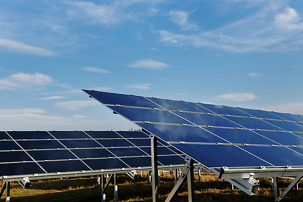 포토 JPG 해외이미지 주간 구름 하늘 사람없음 야외 태양에너지 집열판 해외포토 자연요소 그린에너지 파일형식 이미지허브