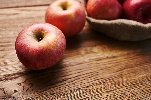 포토 JPG 해외이미지 과일 실내 사람없음 사과 나무배경 해외포토 백그라운드 내부 파일형식 이미지허브