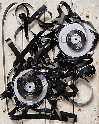 포토 JPG 해외이미지 산업 리본 음악 백그라운드 노래 놀이 사람없음 갈색 검은색 자료 소리 듣기 장비 정보 수확 흰색 원형 역사 플라스틱 수집 필름 오브젝트 복고 디스코 오디오 테이프 아날로그 실타래 수납 스테레오 자석 얼레 고립 구식 옛날 중고 회복 스타일 해외포토 도형 컬러 컨셉 농업 모션 재질 문화예술 문구용품 전자제품 춤 파일형식 이미지허브