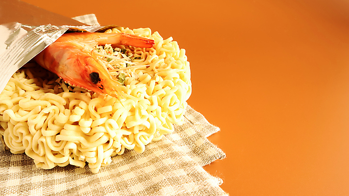 포토 JPG 해외이미지 전통 접시 아시아 음식 백그라운드 재료 젓가락 태국 새우 건조 패스트푸드 요리 동양인 사람없음 수건 갈색 우주 일본 식사 저녁식사 중국 신선 면 원형 사발 맛 수프 해산물 향신료 속도 국수 매움 냅킨 날것 걸레 점심식사 끓이기 순간 태국음식 카피스페이스 맛있는 해외포토 도형 식기 나라 컬러 컨셉 모션 수저 갑각류 인종 위생용품 공백 면류 사기그릇 인스턴트 청소도구 동양음식 향미료 파일형식 이미지허브