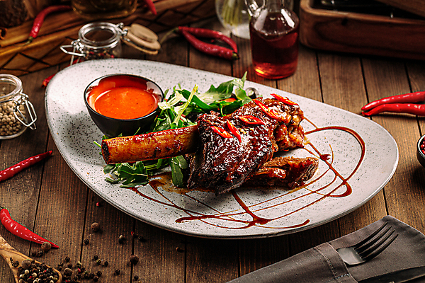 포토 JPG 해외이미지 접시 서양음식 실내 사람없음 양고기 양고기구이 양고기요리 나무배경 해외포토 식기 음식 백그라운드 육류 내부 구이 파일형식 이미지허브