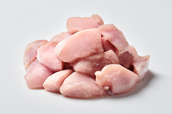 포토 JPG 식재료 실내 생고기 사람없음 아웃포커스 쌓기 닭고기 흰배경 슬라이스 닭가슴살 국내포토 백그라운드 모션 촬영기법 육류 내부 흰색 파일형식