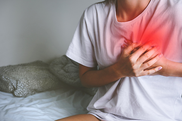 포토 JPG 해외이미지 손 스트레스 건강 한명 사람 약 고통 환자 흰색 하트 심장 잡기 맥박 호흡 질병 상처 공격 가슴 문제 궤 심장병 압력 증상 해로움 해외포토 모양 1 감정 컬러 컨셉 의학 모션 신체부위 장기_의학 파일형식 이미지허브