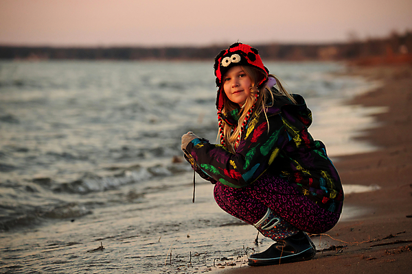 포토 JPG 해외이미지 학생 기술 창조 한명 취미 학습 부모 카메라 사진촬영 장비 구멍 가르침 발사 사진사 연습 호기심 예술가 열정 카피스페이스 해외포토 1 교육 감정 컨셉 가족 사람 전자제품 촬영 공백 작가 파일형식 이미지허브