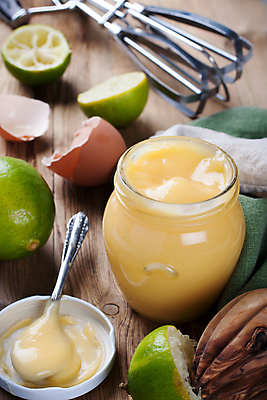 포토 JPG 해외이미지 전통 접시 음식 과일 재료 유리 디저트 귤 건강 요리 사람없음 목재 초록색 노란색 계란 숟가락 식사 펼침 시골 신선 항아리 조미료 달콤 맛 보호 냄비 먹기 레몬 크림 상쾌 유기농 냅킨 라임 레시피 비타민 통조림 푸딩 노른자 무스 커스터드 핸드메이드 맛있는 해외포토 나무 식기 웰빙 감정 컬러 컨셉 모션 재질 수저 알 도자기 솥 영양소 향미료 파일형식 이미지허브