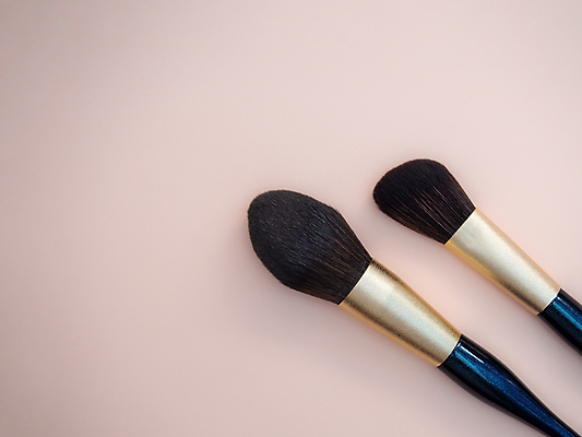 포토 JPG 해외이미지 직업 여자 얼굴 분홍색 백그라운드 그림자 사람없음 세트 컬러풀 뷰티 유행 우주 검은색 페인트 화장품 공구 붓 화려 황금 플랫 상품 가루 볼터치 수집 피부 오브젝트 만들기 예술가 위치 모음 아이섀도 내추럴 조립 구성 돌봄 많음 해외포토 컬러 컨셉 모션 사람 신체부위 화장 도구 파일형식 이미지허브