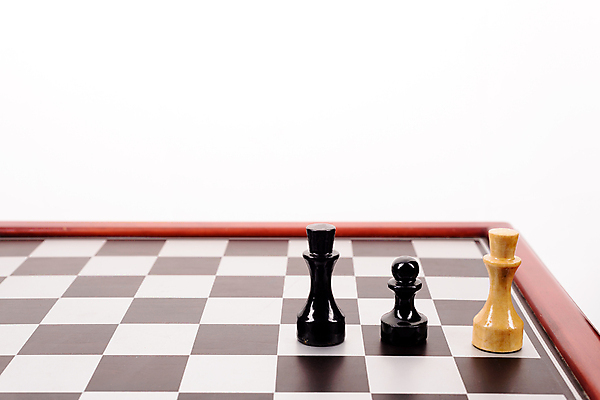 포토 JPG 해외이미지 모양 디자인 스포츠 조각 컨셉 일러스트 비즈니스 모션 놀이 성공 설계 사람 사람없음 목재 세트 검은색 힘 경쟁 도전 흰색 우승 그룹 체스말 체스 선택 목표 계획 위험 대표 왕 충돌 오브젝트 리더 싸움 전쟁 패배 전략 장군 옛날 지능 필승 해외포토 나무 직업 컬러 재료 최고 말_게임 파일형식 이미지허브