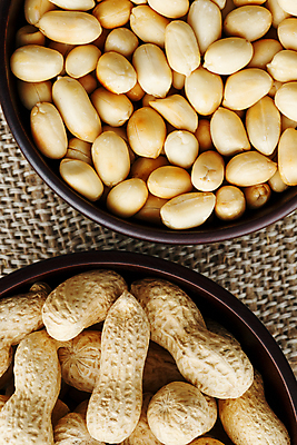 포토 JPG 해외이미지 실내 근접촬영 사람없음 견과류 유기농 담기 땅콩 땅콩껍질 해외포토 웰빙 뷰포인트 모션 내부 껍질 파일형식 이미지허브