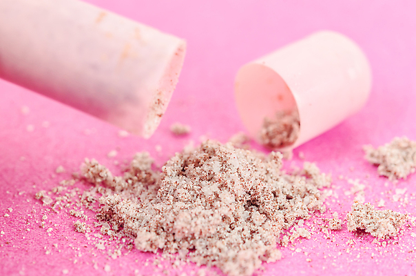 포토 JPG 해외이미지 의학 실내 근접촬영 사람없음 알약 약 가루 가루약 분홍색배경 해외포토 뷰포인트 분홍색 백그라운드 내부 파일형식 이미지허브