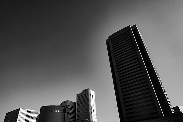 포토 JPG 해외이미지 비즈니스 흑백 실내 사람없음 야외 건물 도시풍경 사무실 고층빌딩 도시 심플 해외포토 건축물 촬영기법 풍경 빌딩 내부 파일형식 이미지허브