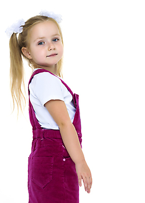 포토 JPG 해외이미지 백인 모델 1 라이프스타일 헤어스타일 응시 드레스 옷 공원 여자 딸 행복 얼굴 어린이 백그라운드 가족 자연 한명 사람 야외 뷰티 유행 기쁨 흰색 표현 달콤 작음 고립 초보 해외포토 서양인 시선 공공시설 감정 컬러 관계 생활 신체부위 맛 크기 생태계 파일형식 이미지허브