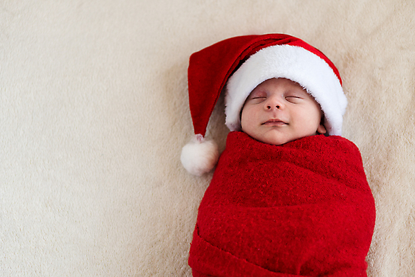 포토 JPG 해외이미지 나무 전통 응시 드레스 행복 감정 얼굴 어린이 백그라운드 크리스마스 겨울 가족 엄마 파노라마 한명 미소 웃음 사람 빨간색 뷰티 크리스마스트리 산타클로스 희망 기쁨 흰색 축하 아기 신생아 분위기 아빠 작음 담요 12월 부드러움 소원 월 고립 캡모자 클라우스 해외포토 식물 모자_잡화 1 시선 옷 계절 기념일 컬러 컨셉 관계 촬영기법 표정 신체부위 감각 날짜 크기 파일형식 이미지허브